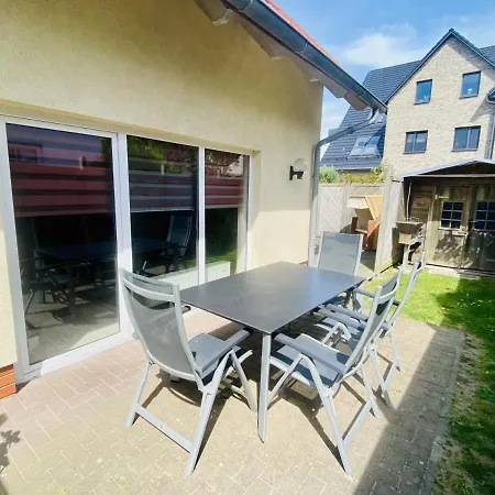 Ferienhaus Deich Holiday home